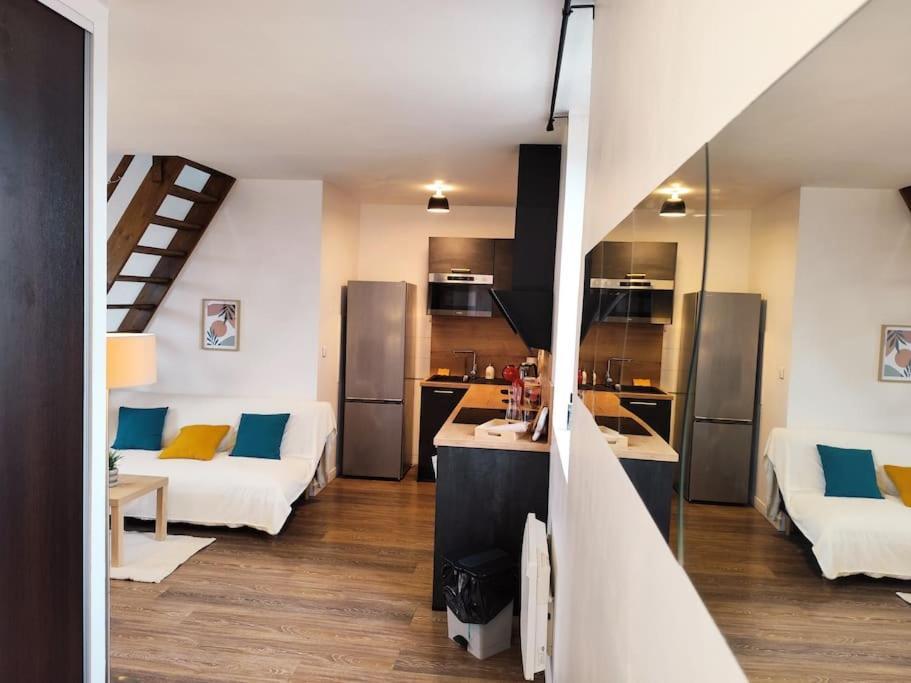 Apartamento Duplex - Proche Gare & Centre Compiègne Exterior foto