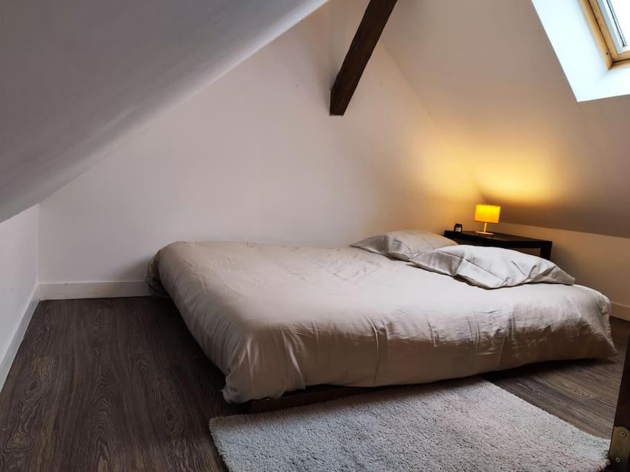 Apartamento Duplex - Proche Gare & Centre Compiègne Exterior foto