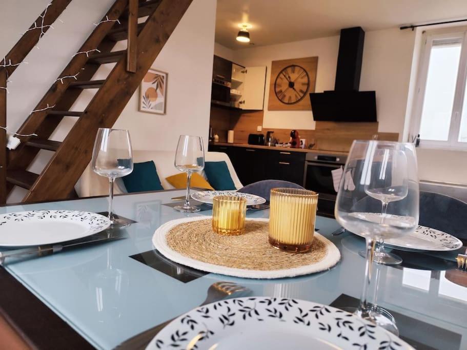 Apartamento Duplex - Proche Gare & Centre Compiègne Exterior foto